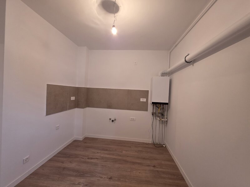 Nicolae Teclu, 5 minute metrou, complexul Estoria, parcare, boxa, centrala